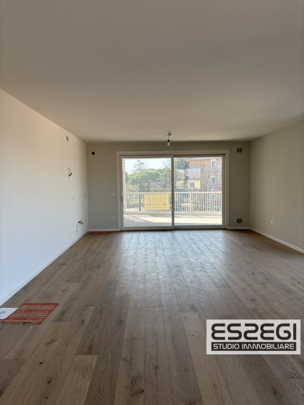 SELVAZZANO DENTRO quartiere SAN DOMENICO: Proponiamo in vendita attico al secondo ed ultimo piano...