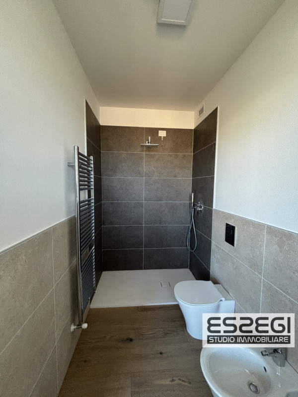 SELVAZZANO DENTRO quartiere SAN DOMENICO: Proponiamo in vendita attico al secondo ed ultimo piano...