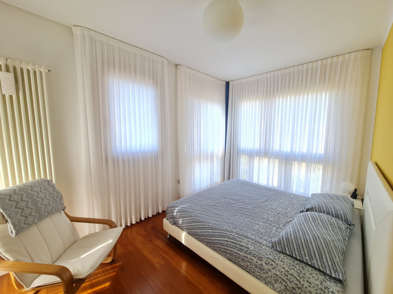 Attico esclusivo situato in una delle zone più prestigiose di Abano Terme, con una vista spettaco...