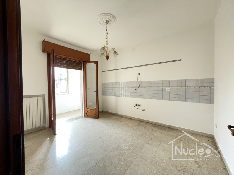 Due Carrare, in quartiere residenziale tranquillo vicino a Battaglia Terme e comodo al casello di...