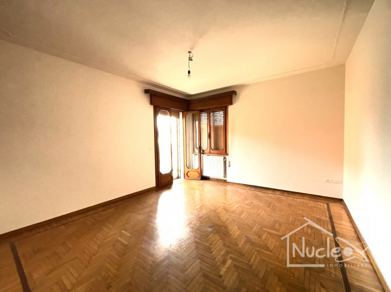 Due Carrare, in quartiere residenziale tranquillo vicino a Battaglia Terme e comodo al casello di...