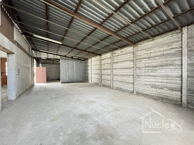 Due Carrare, in quartiere residenziale tranquillo vicino a Battaglia Terme e comodo al casello di...