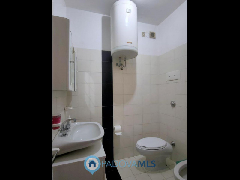 Immobile in esclusiva al Gruppo Padova MLS
CHIOGGIA - ISOLA VERDE Scopri questo affascinante appa...