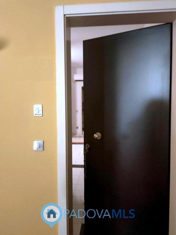 Immobile in esclusiva al Gruppo Padova MLS

CHIOGGIA - ISOLA VERDE Scopri questo affascinante app...