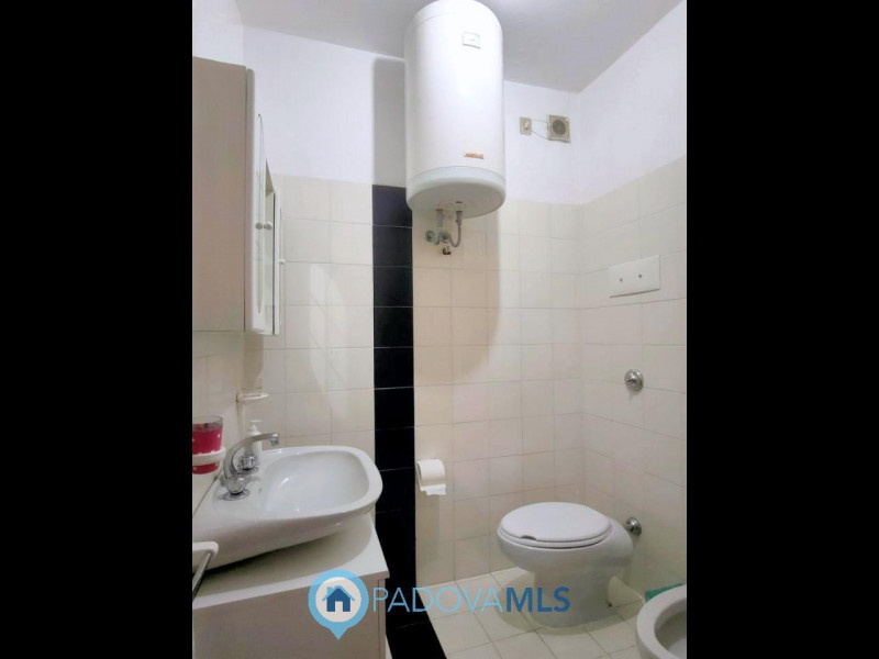 Immobile in esclusiva al Gruppo Padova MLS

CHIOGGIA - ISOLA VERDE Scopri questo affascinante app...