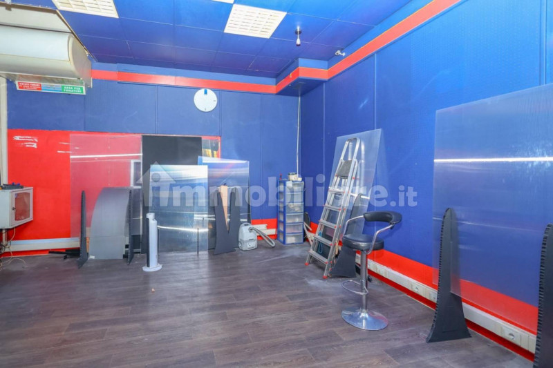 Situato nel cuore pulsante di Padova, precisamente nella storica zona della Stanga, proponiamo in...