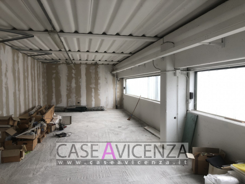 GRISIGNANO DI ZOCCO - C.E.D - IN ESCLUSIVA !!! - Nessun lavoro da fare. Proponiamo questo capanno...