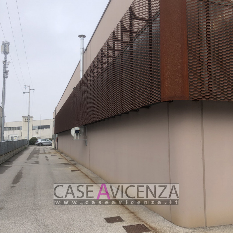 GRISIGNANO DI ZOCCO - C.E.D - IN ESCLUSIVA !!! - Nessun lavoro da fare. Proponiamo questo capanno...