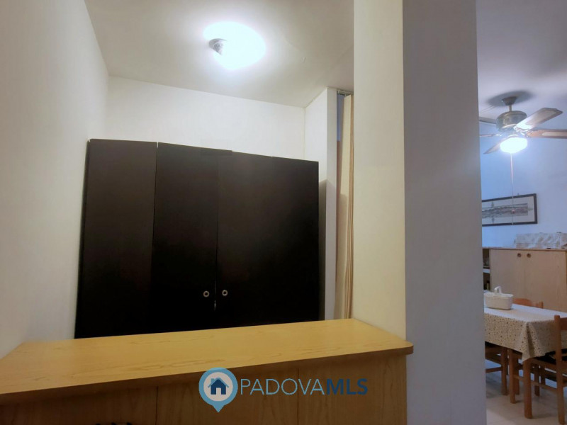 Immobile in esclusiva al Gruppo Padova MLS
CHIOGGIA - ISOLA VERDE Scopri questo affascinante appa...