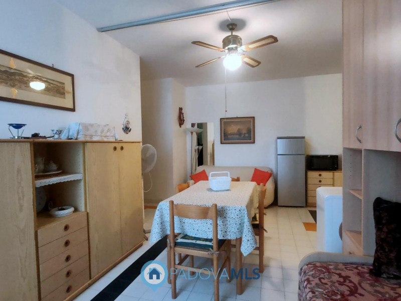 Immobile in esclusiva al Gruppo Padova MLS
CHIOGGIA - ISOLA VERDE Scopri questo affascinante appa...