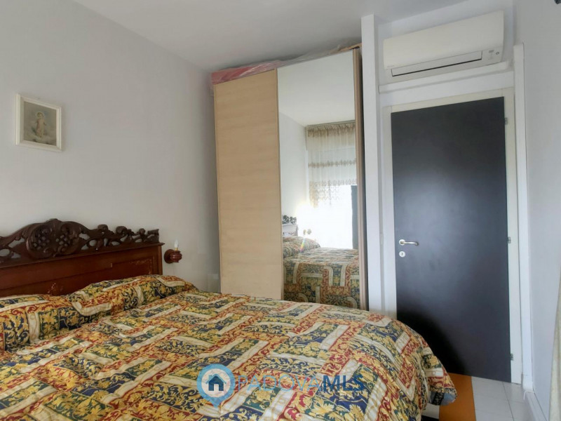 Immobile in esclusiva al Gruppo Padova MLS
CHIOGGIA - ISOLA VERDE Scopri questo affascinante appa...