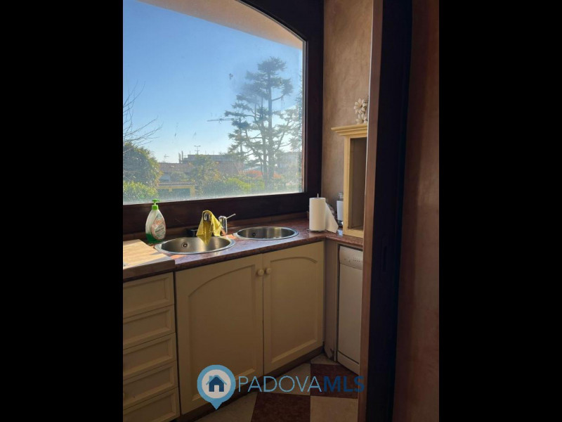 Immobile in esclusiva al Gruppo Padova MLS
Stai cercando una villa dalle metrature introvabili e ...