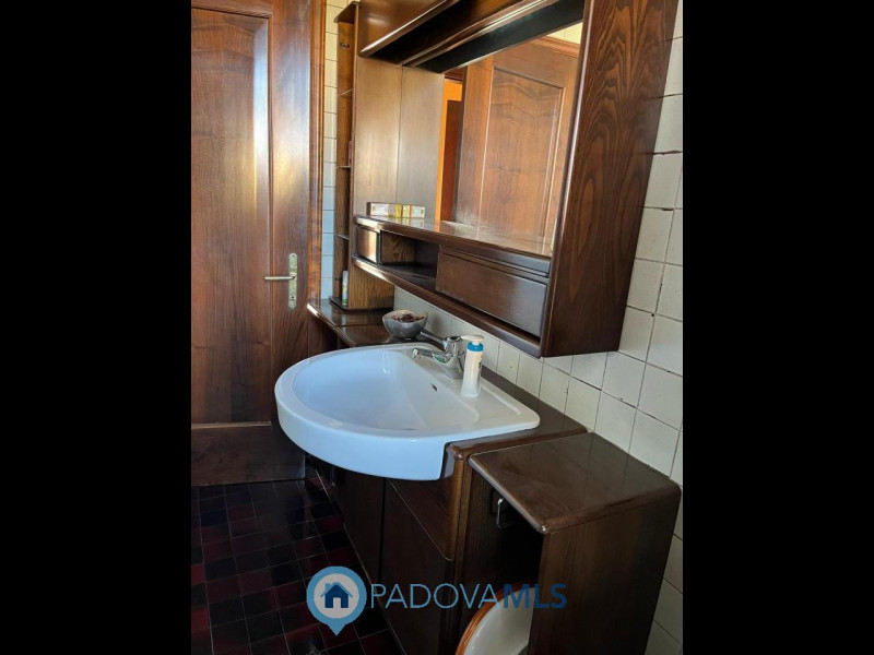 Immobile in esclusiva al Gruppo Padova MLS
Stai cercando una villa dalle metrature introvabili e ...