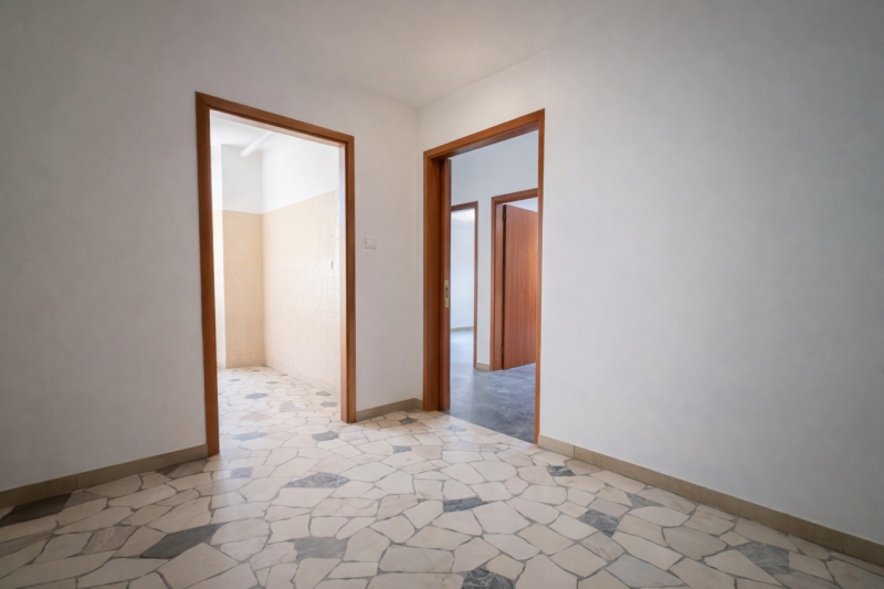 Nel cuore dell’Arcella, in una zona vivace e comodissima a tutti i servizi – supermercati, bar, f...