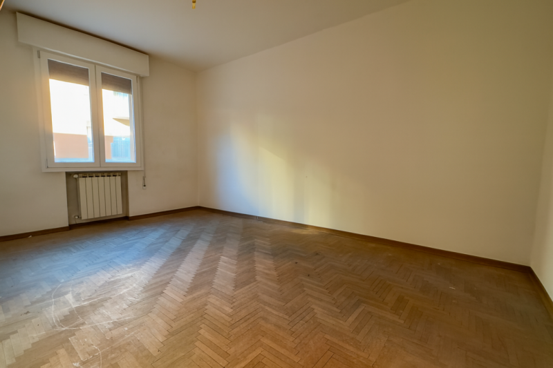 Nel cuore dell’Arcella, in una zona vivace e comodissima a tutti i servizi – supermercati, bar, f...