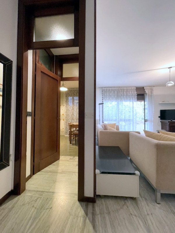 OSPEDALI/NAZARETH: AMPIO 2 CAMERE €.325.000 - rif.CL465

A pochi passi dall'Ospedale civile e dal...