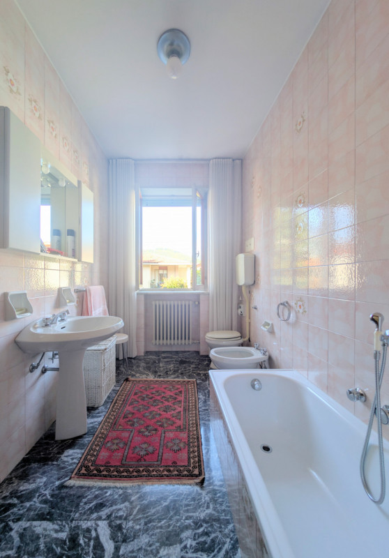 Schio – Bifamiliare 229.000€

Trattativa Unica Immobiliare
Zanè Via Prà Bordoni 46 – ☎️ 0445.3622...