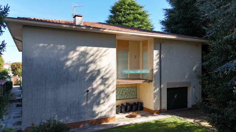 Schio – Bifamiliare 229.000€

Trattativa Unica Immobiliare
Zanè Via Prà Bordoni 46 – ☎️ 0445.3622...