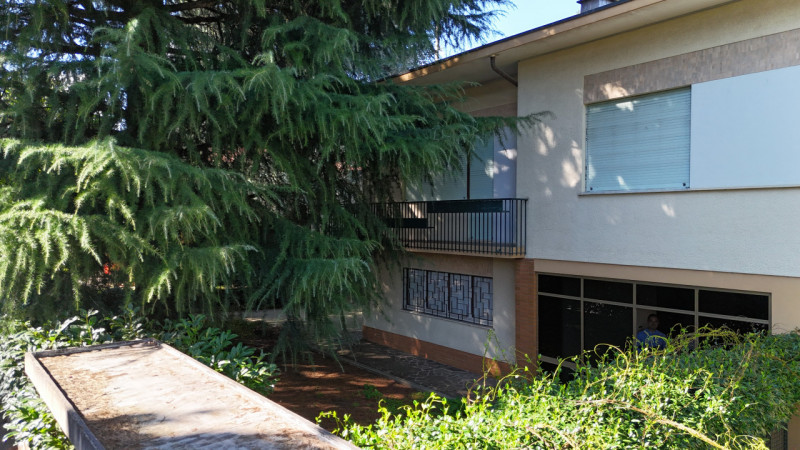 Schio – Bifamiliare 229.000€

Trattativa Unica Immobiliare
Zanè Via Prà Bordoni 46 – ☎️ 0445.3622...