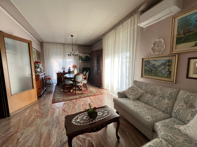 TERRANEGRA - SAN GREGORIO: Classe Energetica A2 - EPgl,nren 79,81 KWh mq/anno.
In tranquillo quar...