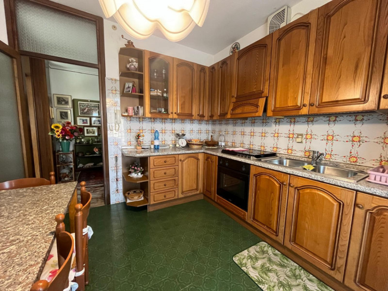 TERRANEGRA - SAN GREGORIO: Classe Energetica A2 - EPgl,nren 79,81 KWh mq/anno.
In tranquillo quar...