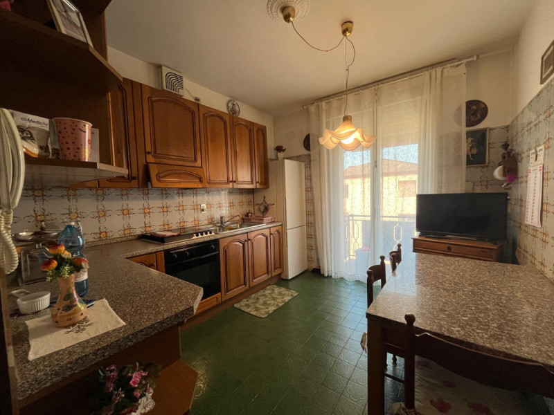 TERRANEGRA - SAN GREGORIO: Classe Energetica A2 - EPgl,nren 79,81 KWh mq/anno.
In tranquillo quar...