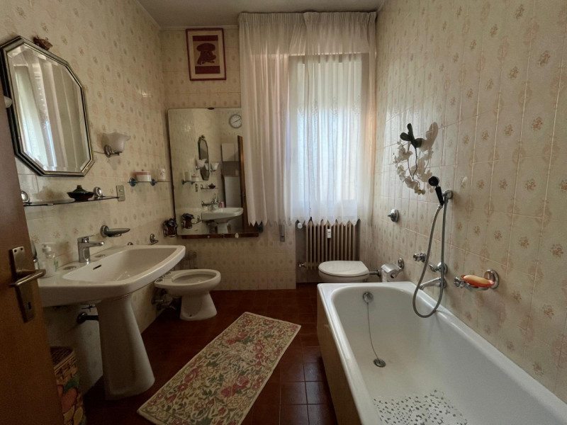 TERRANEGRA - SAN GREGORIO: Classe Energetica A2 - EPgl,nren 79,81 KWh mq/anno.
In tranquillo quar...