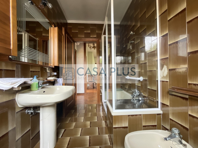 Cittadella, frazione nord, lungo una delle principali arterie stradali e comoda ai principali ser...