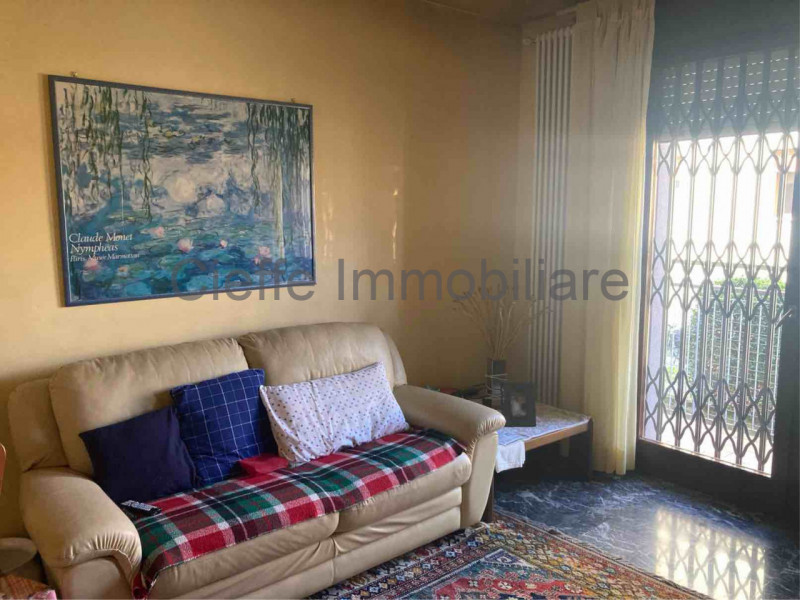 Vendesi solo per investimento, NUDA PROPRIETA' di appartamento al 1° piano, situato nel cuore di ...