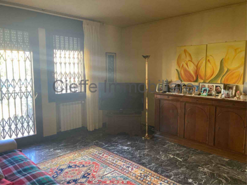 Vendesi solo per investimento, NUDA PROPRIETA' di appartamento al 1° piano, situato nel cuore di ...