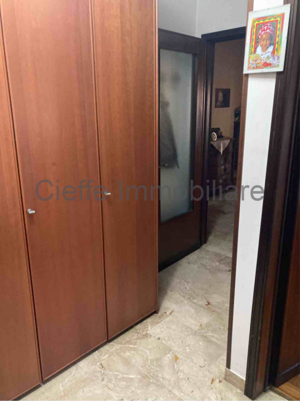 Vendesi solo per investimento, NUDA PROPRIETA' di appartamento al 1° piano, situato nel cuore di ...