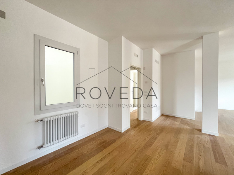 TREVISO - FUORI MURA

RIFERIMENTO: TV1

L'agenzia Roveda Immobiliare ha il piacere di presentarvi...