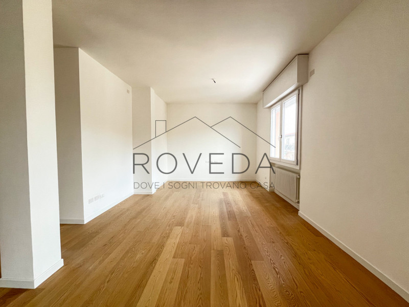 TREVISO - FUORI MURA

RIFERIMENTO: TV1

L'agenzia Roveda Immobiliare ha il piacere di presentarvi...