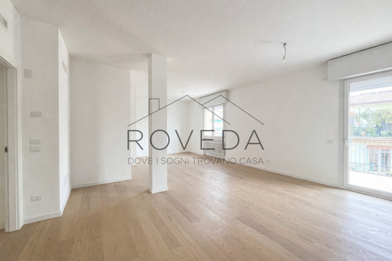 TREVISO - FUORI MURA

RIFERIMENTO: TV1

L'agenzia Roveda Immobiliare ha il piacere di presentarvi...