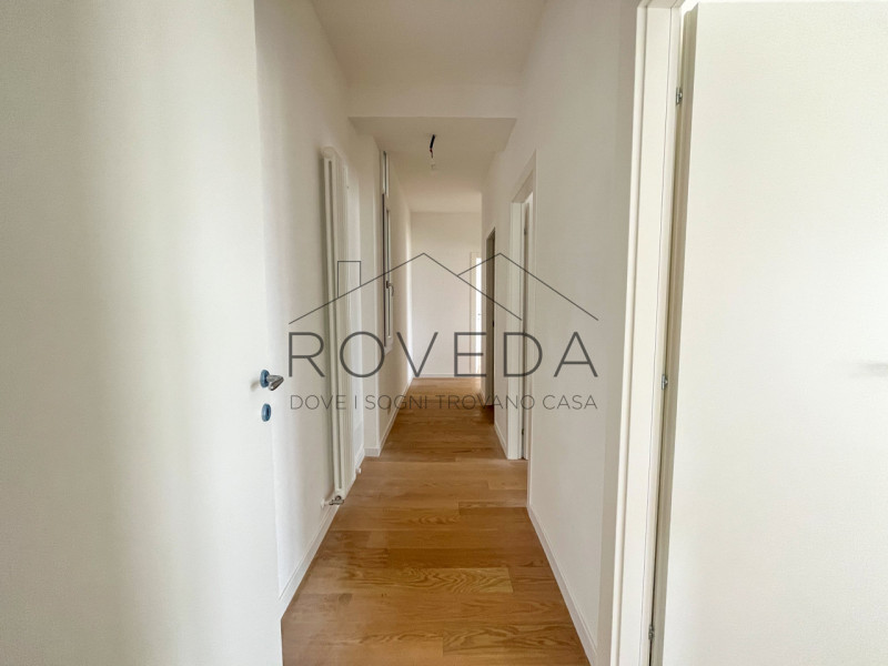 TREVISO - FUORI MURA

RIFERIMENTO: TV1

L'agenzia Roveda Immobiliare ha il piacere di presentarvi...