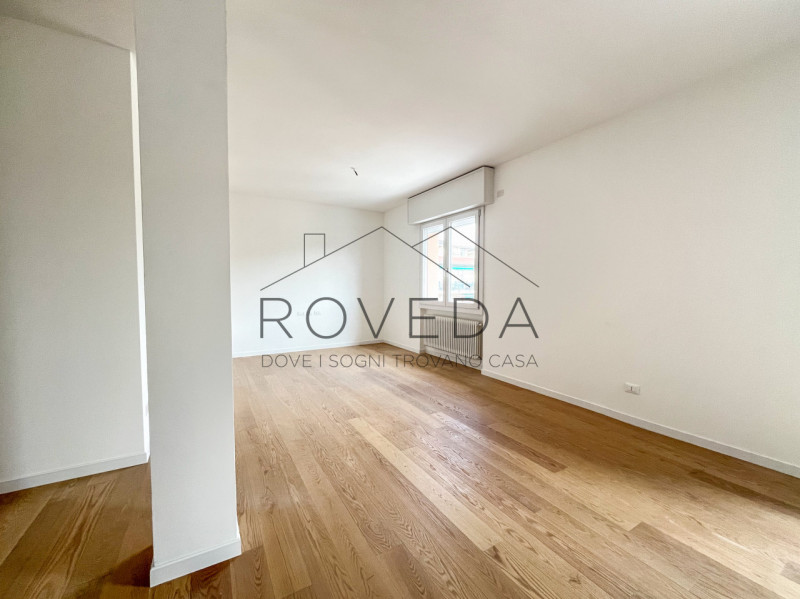 TREVISO - FUORI MURA

RIFERIMENTO: TV1

L'agenzia Roveda Immobiliare ha il piacere di presentarvi...