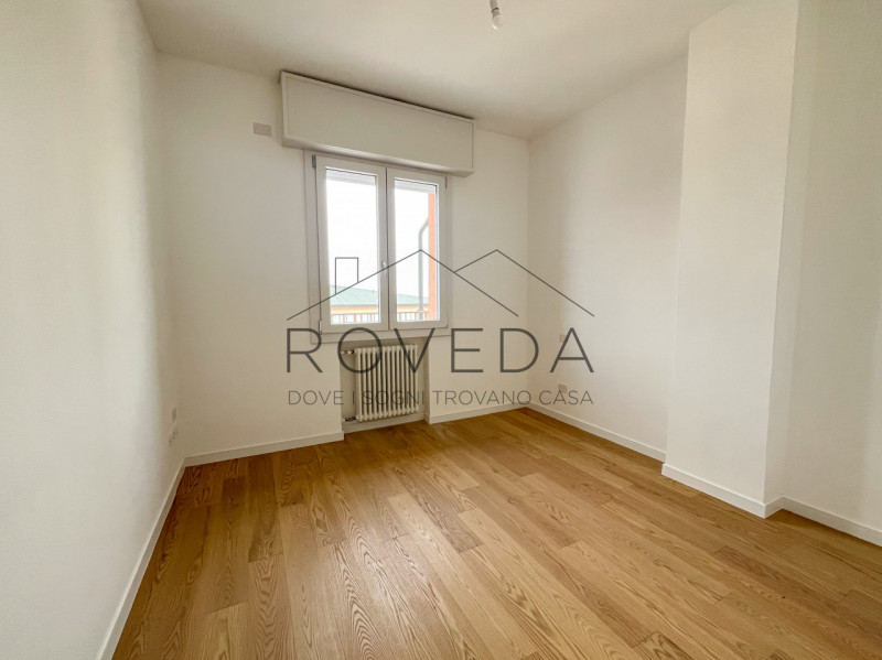 TREVISO - FUORI MURA

RIFERIMENTO: TV1

L'agenzia Roveda Immobiliare ha il piacere di presentarvi...