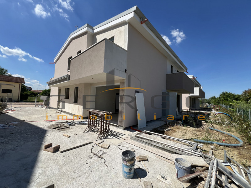 (Per INFO Cristina 3389226442) Bifamiliare di nuova costruzione classe A4. A San Tommaso di Albig...