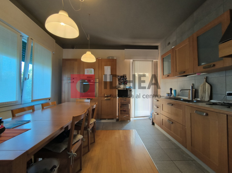 CASIER

In zona tranquilla e immersa nel verde, ma comunque limitrofa ai servizi che offre il pae...