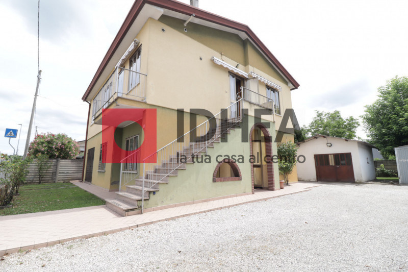 PONZANO VENETO - PADERNO

""" RIFERIMENTO FGPZ2 """

Visita il nostro sito https://idhea.it/ per ...