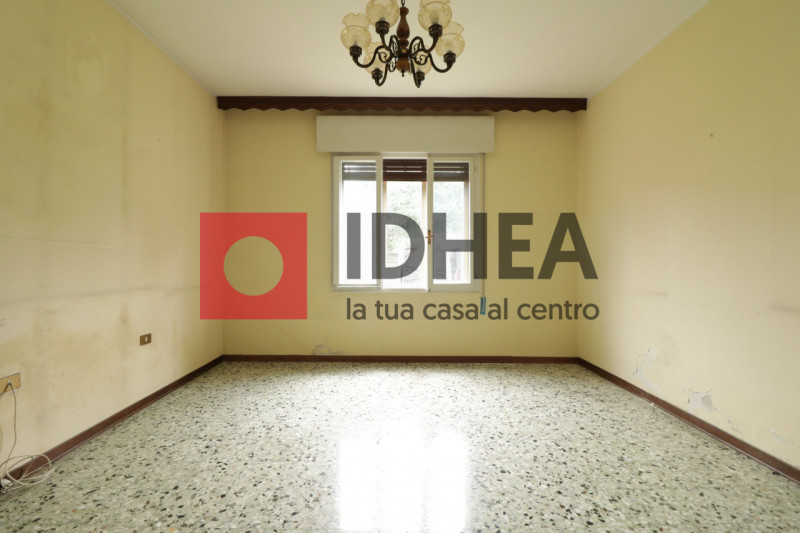 PONZANO VENETO - PADERNO

""" RIFERIMENTO FGPZ2 """

Visita il nostro sito https://idhea.it/ per ...