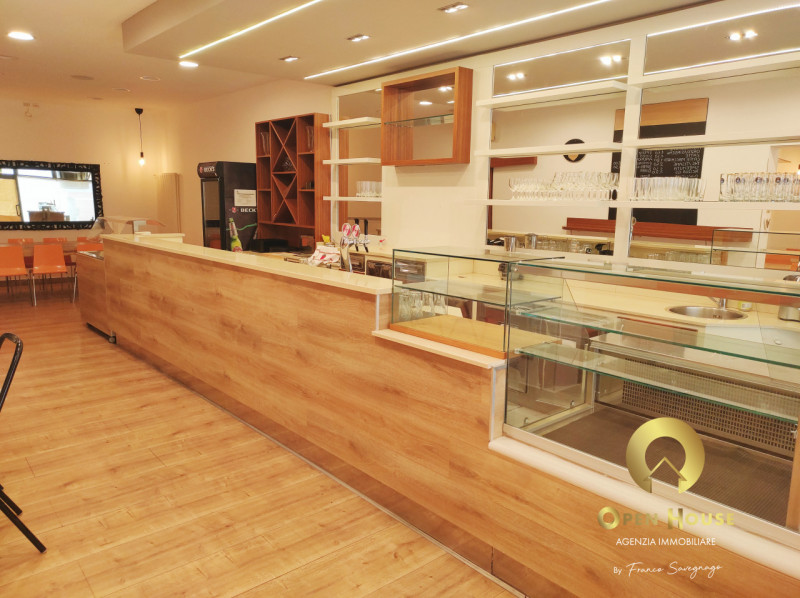 OPEN HOUSE by Franco Savegnago presenta la vendita di immobile ( Muri ) ed arredamento per attivi...