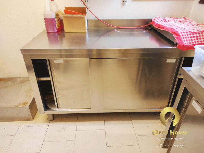 OPEN HOUSE by Franco Savegnago presenta la vendita di immobile ( Muri ) ed arredamento per attivi...