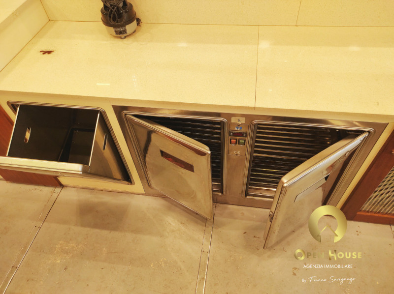 OPEN HOUSE by Franco Savegnago presenta la vendita di immobile ( Muri ) ed arredamento per attivi...