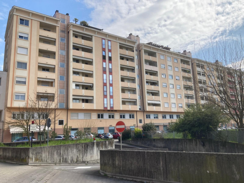 In zona Mercato Nuovo, affittasi garage di 16 mq circa al piano interrato. --- annuncio pubblicat...