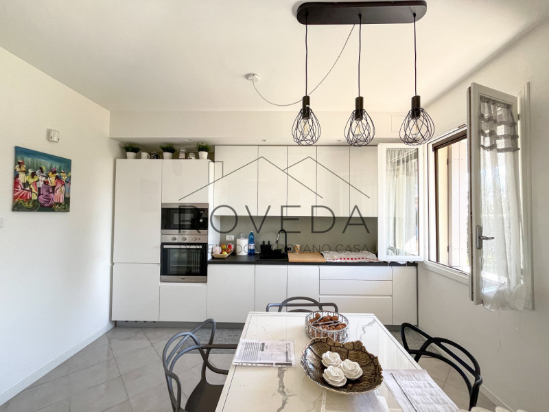 PREGANZIOL

RIFERIMENTO: PR2

L'agenzia immobiliare Roveda ha il piacere di proporvi questa splen...