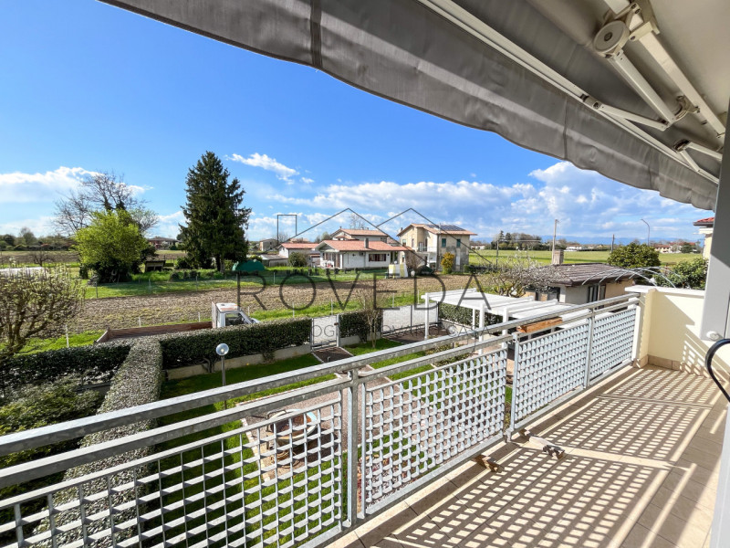 PREGANZIOL

RIFERIMENTO: PR2

L'agenzia immobiliare Roveda ha il piacere di proporvi questa splen...