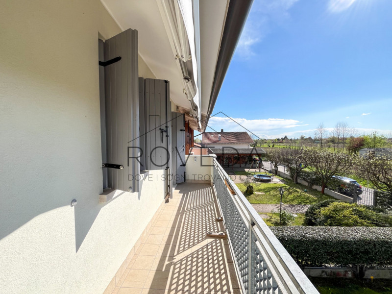 PREGANZIOL

RIFERIMENTO: PR2

L'agenzia immobiliare Roveda ha il piacere di proporvi questa splen...