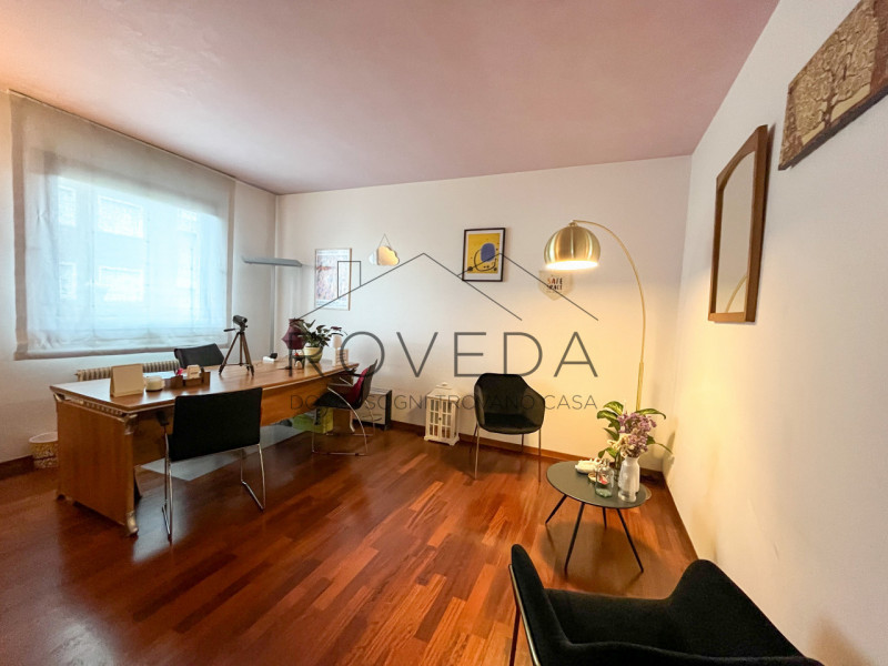 TREVISO 

RIFERIMENTO: TV7

L'agenzia immobiliare Roveda ha il piacere di proporvi questo elegant...