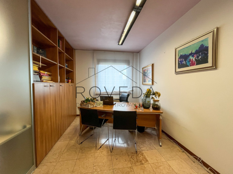 TREVISO 

RIFERIMENTO: TV7

L'agenzia immobiliare Roveda ha il piacere di proporvi questo elegant...